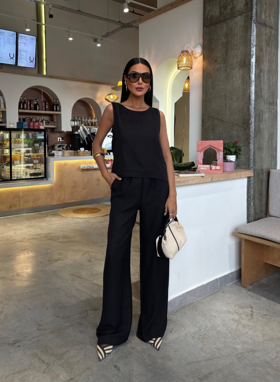 Sleeveless Suit - Blouse and Pants Set - BossyMs