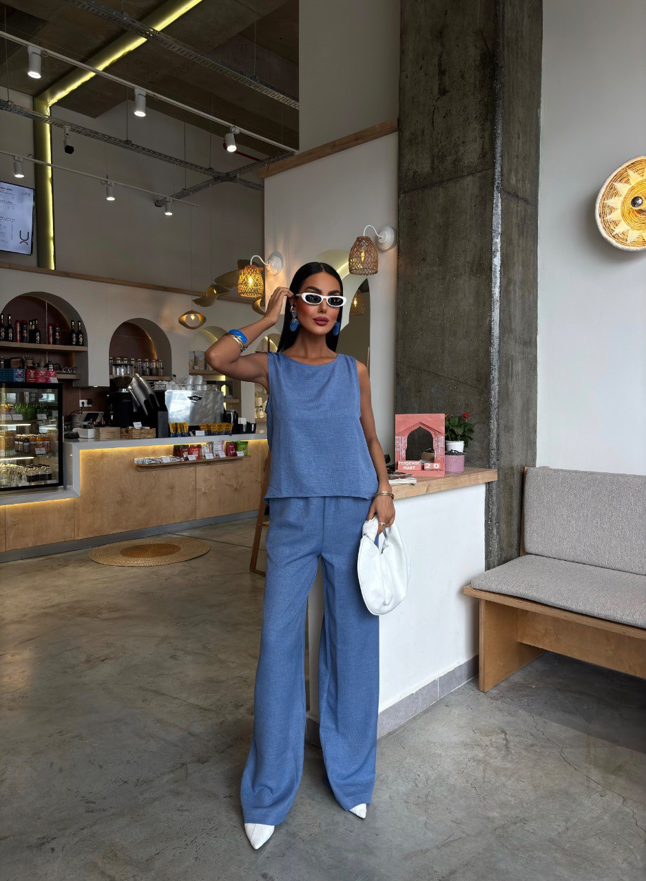 Sleeveless Suit - Blouse and Pants Set - BossyMs