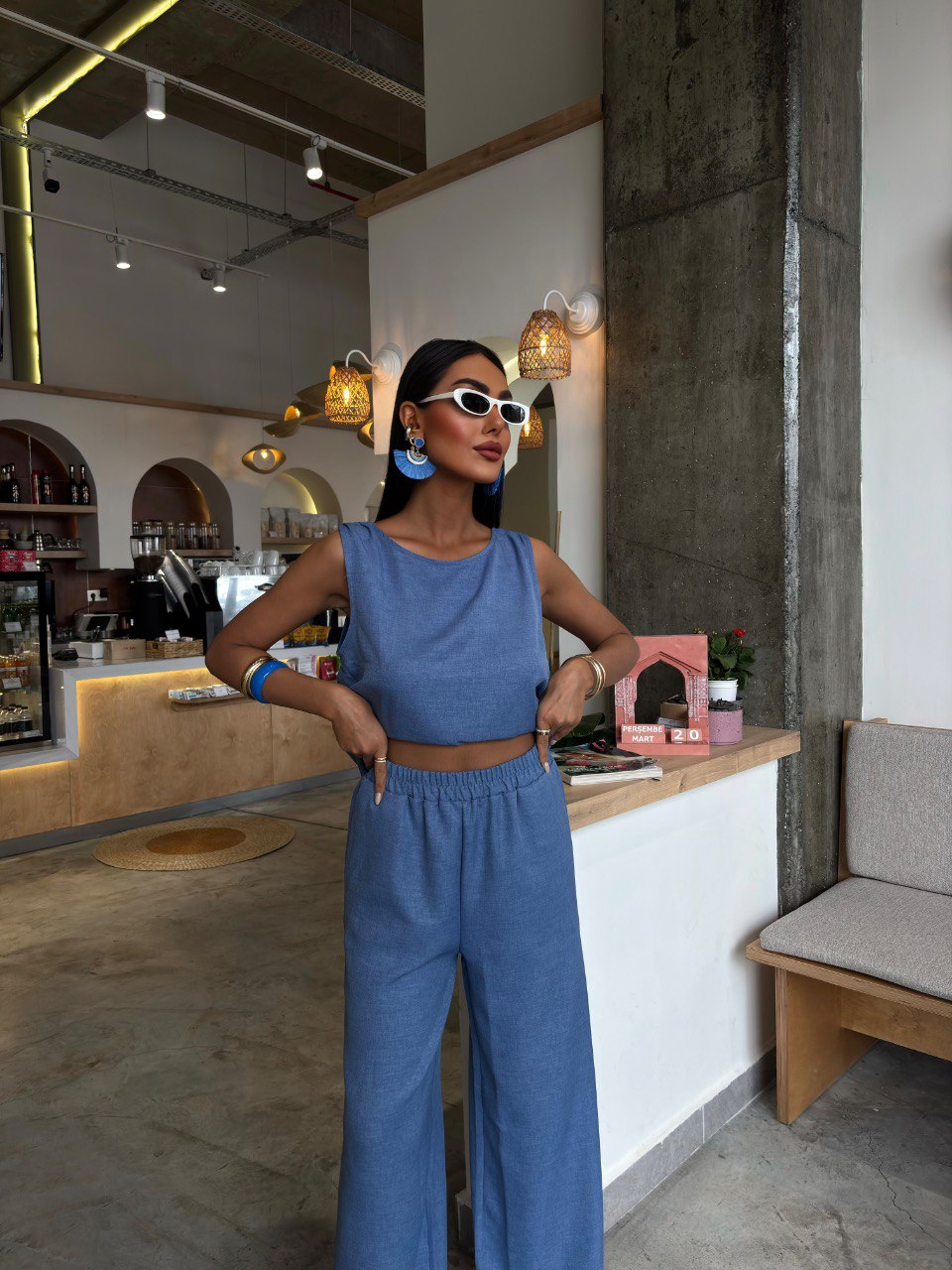 Sleeveless Suit - Blouse and Pants Set - BossyMs